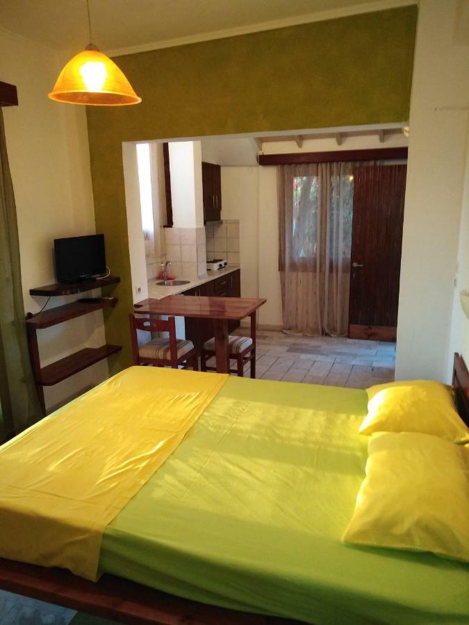 Apartment Victoria Agios Georgios (Corfu) Exterior foto